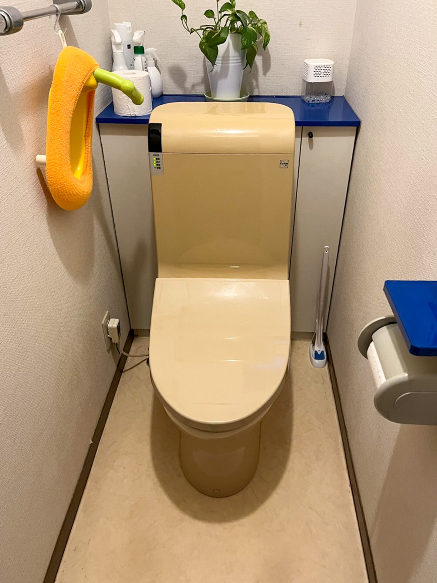 2階トイレ 施工前（全体）